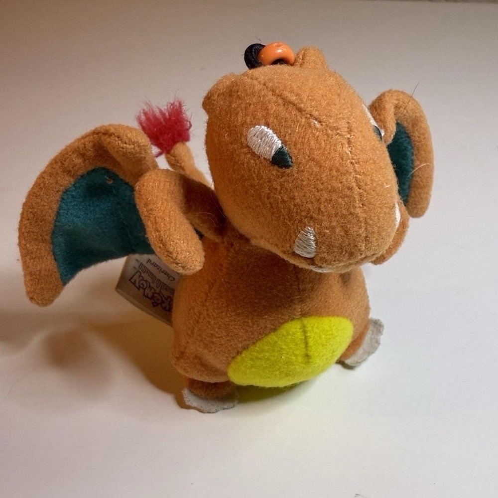 Vintage Hasbro 1998 Pokemon CHARIZARD Mini Soft Plush Doll Nintendo Game‎ Freak